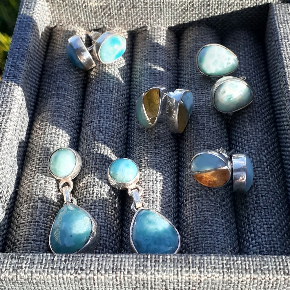 Larimar - Picture 6 of 16